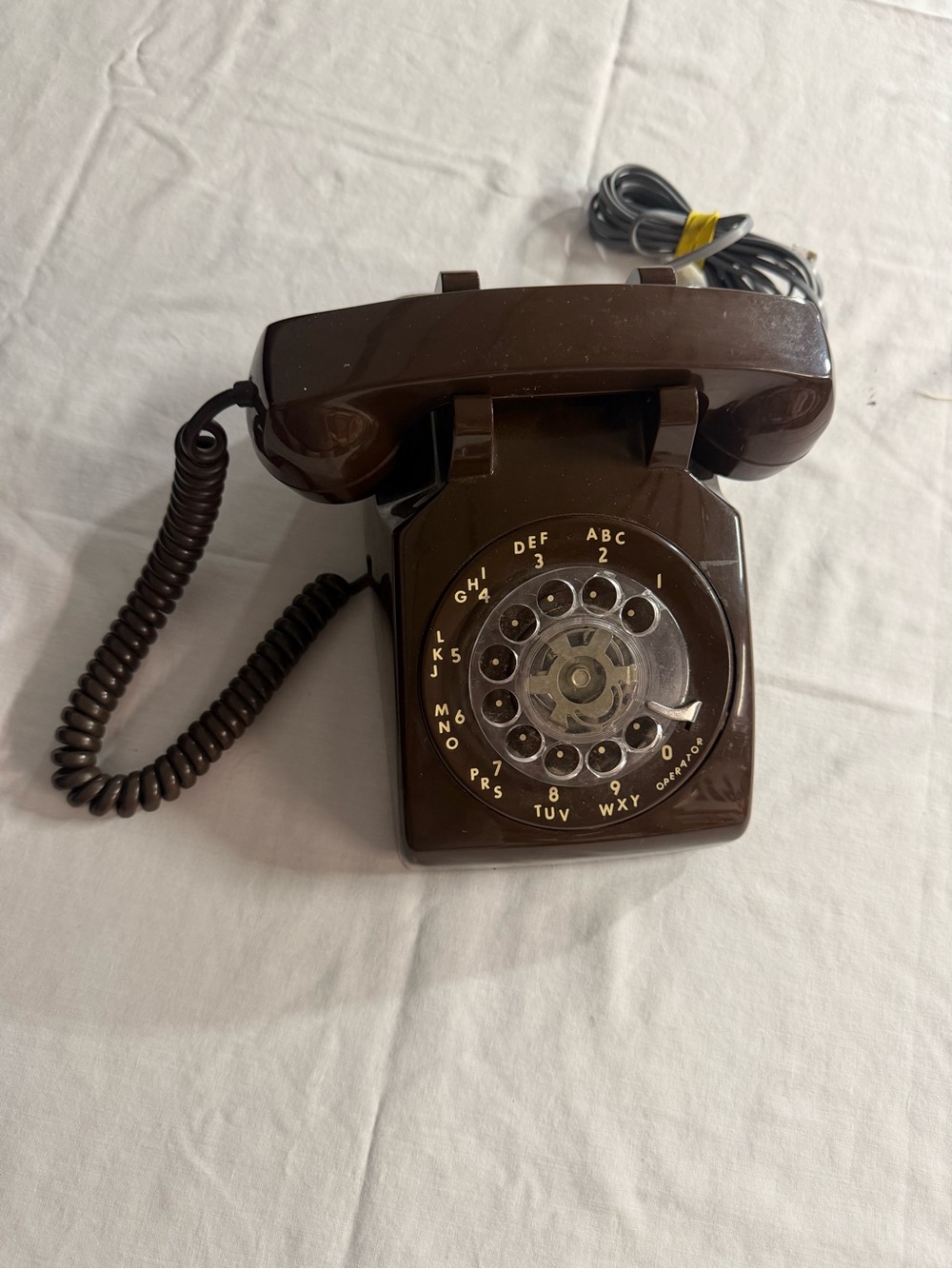 Classic Brown Rotary Desk Phone - Retro Home Office Telephone
